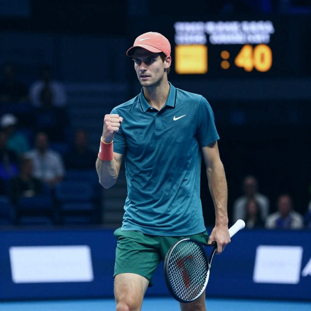 Ningbo's 6-1, 3-6, 6-1: Rybakina Registered a Win, the Process Registered a Question Ningbo's 6-1, 3-6, 6-1: Rybakina Registered a Win, the Process Registered a Question